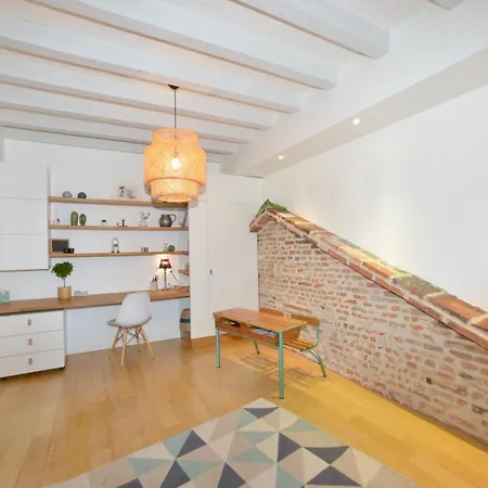 Magnificent With Terrace In *